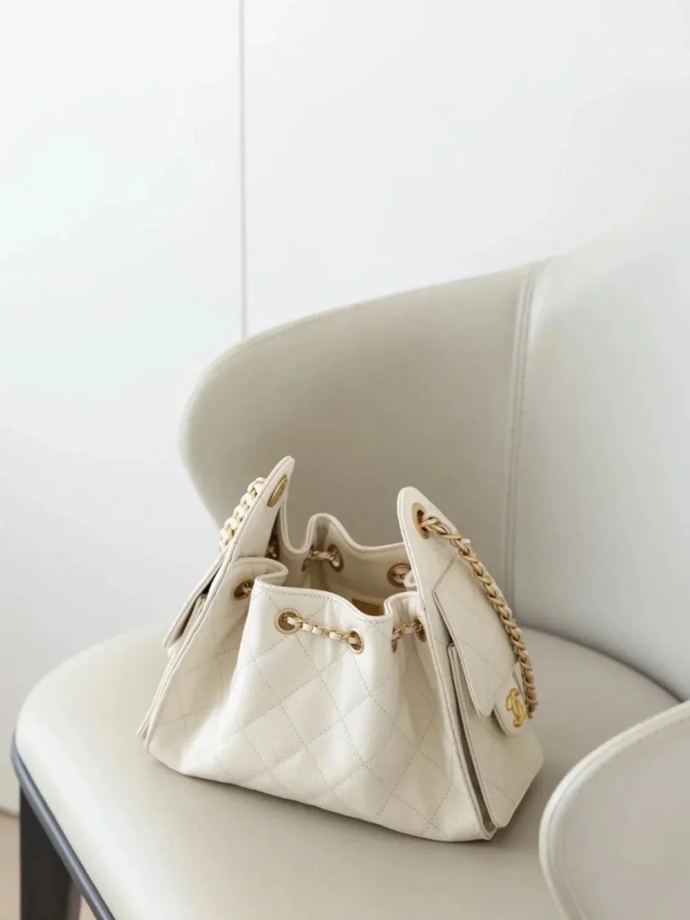 Classic CHANEL Bags: A Stylish and Versatile Choice for Elegance